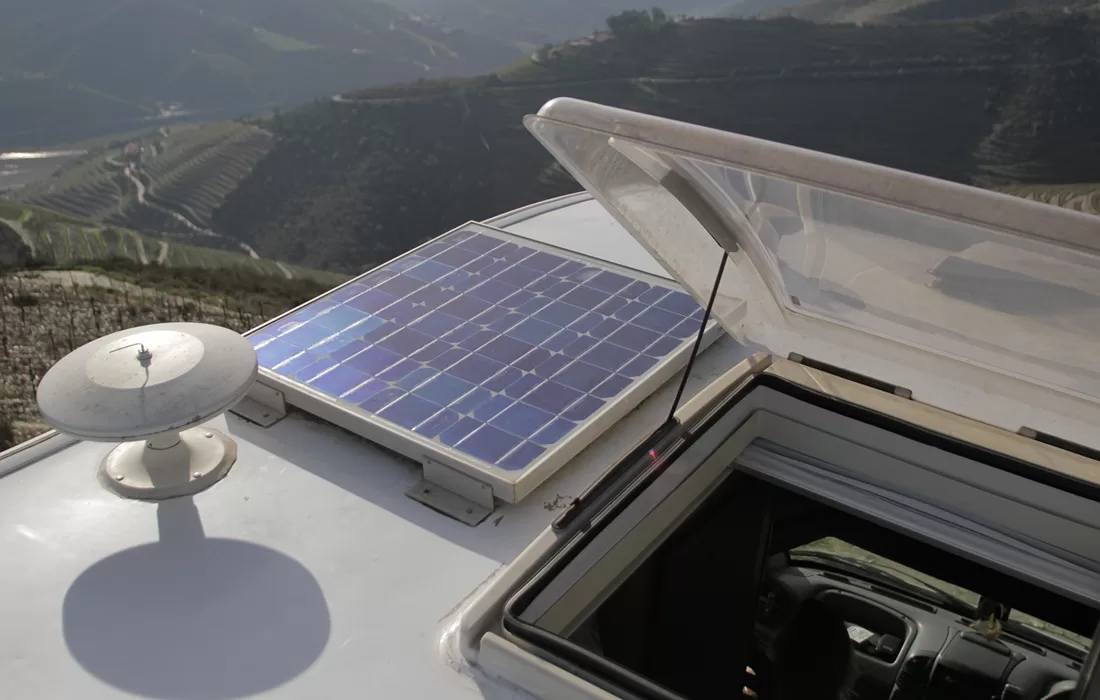 Beneficios instalar paneles solares autocaravanas inro instalaciones badajoz jpg